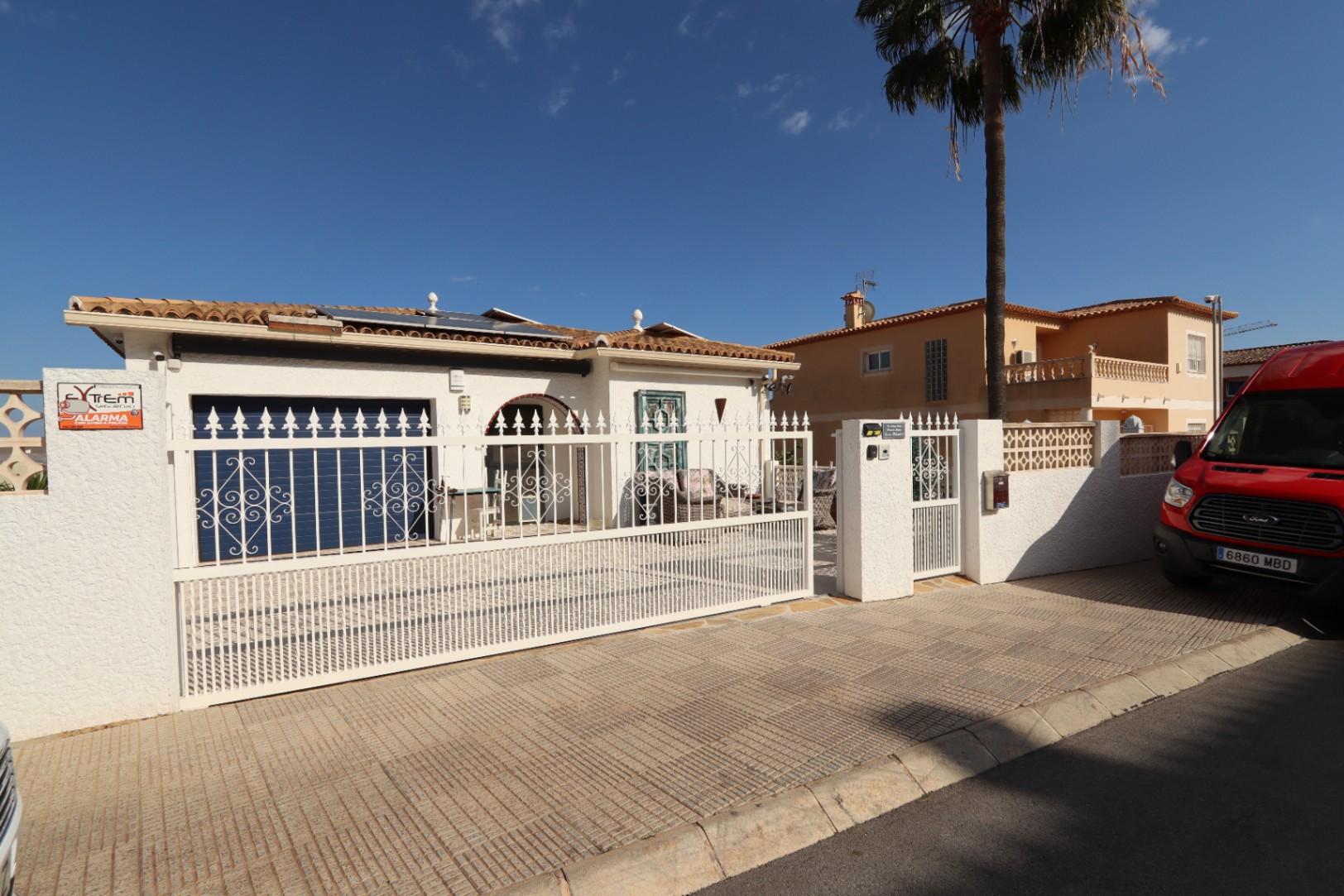 5 Bed, 4 Bath, HouseFor Sale, La Nucia, Alicante