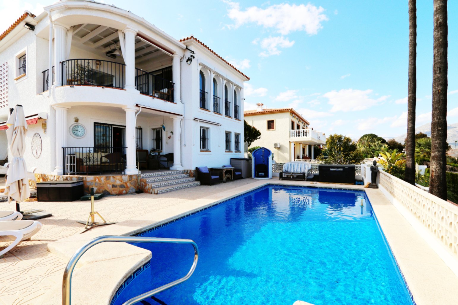 5 Bed, 4 Bath, HouseFor Sale, La Nucia, Alicante