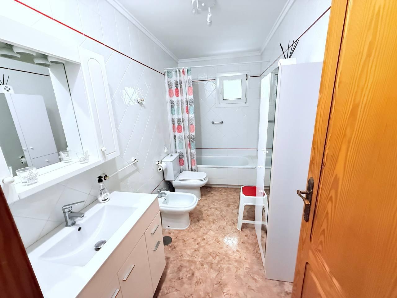 3 Bed, 2 Bath, ApartmentFor Sale, Torrevieja, Alicante 3 Bed, 2 Bath, ApartmentFor Sale, Torrevieja, Alicante