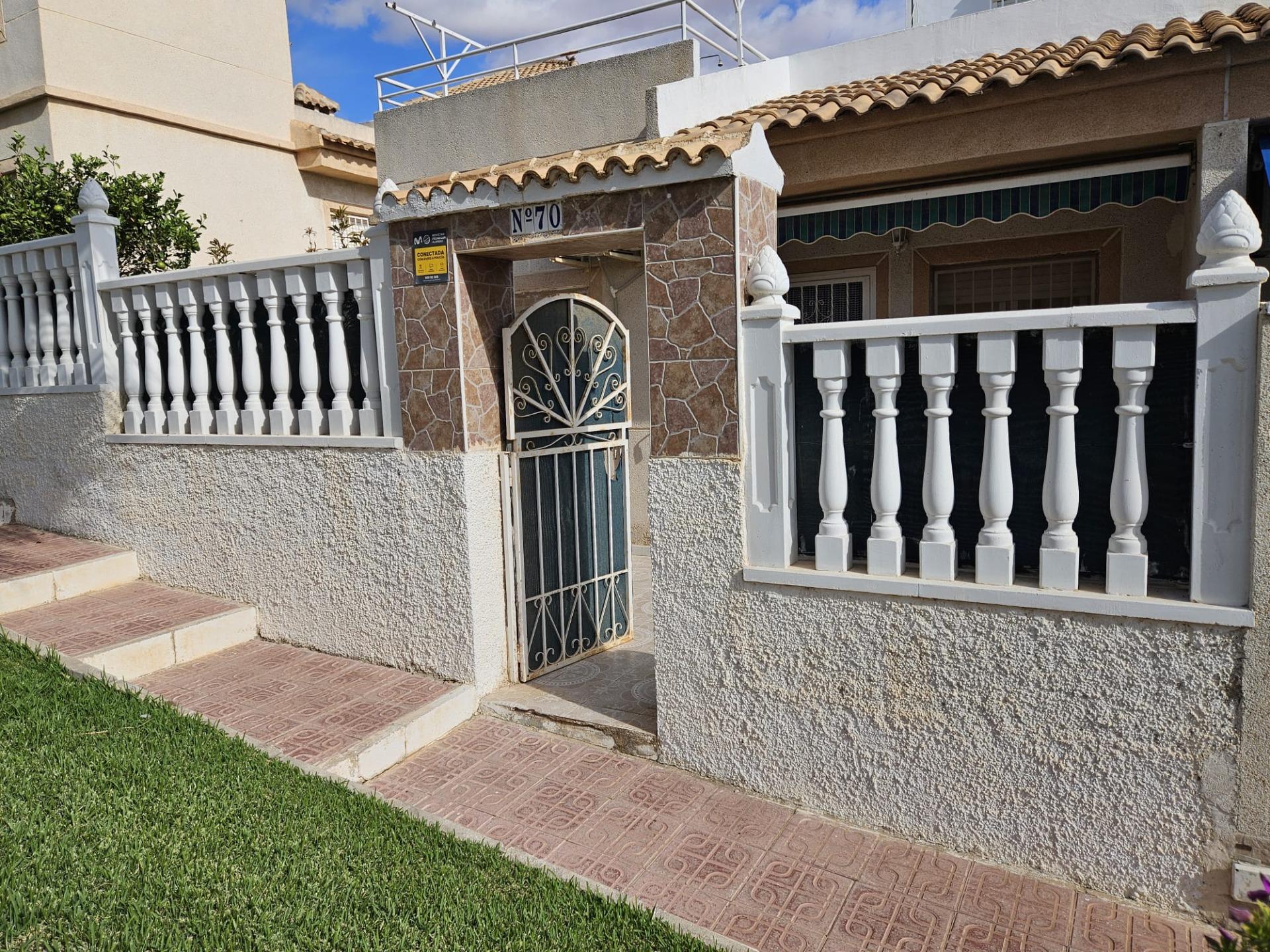 3 Bed, 1 Bath, HouseFor Sale, Torrevieja, Alicante