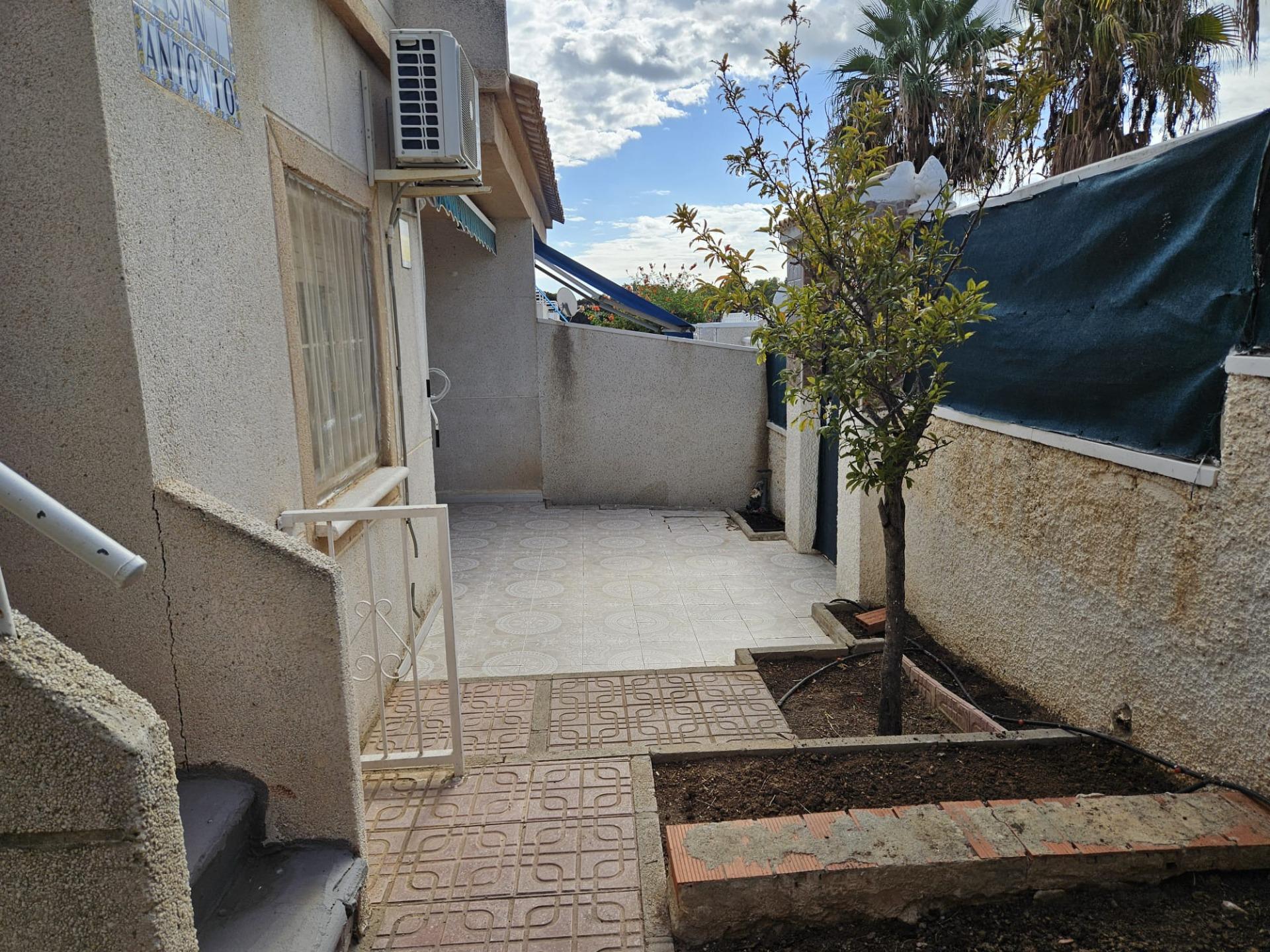 3 Bed, 1 Bath, HouseFor Sale, Torrevieja, Alicante