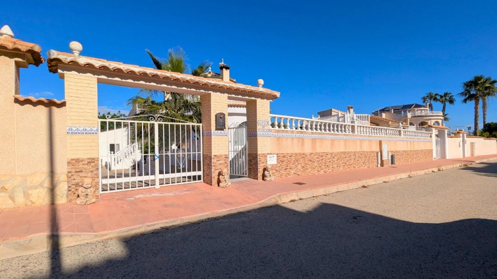 3 Bed, 2 Bath, HouseFor Sale, Ciudad Quesada, Alicante 3 Bed, 2 Bath, HouseFor Sale, Ciudad Quesada, Alicante