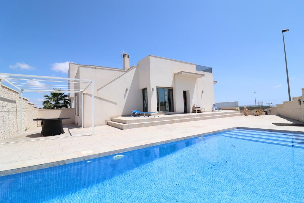3 Bed, 2 Bath, HouseFor Sale, San Miguel de Salinas, Alicante