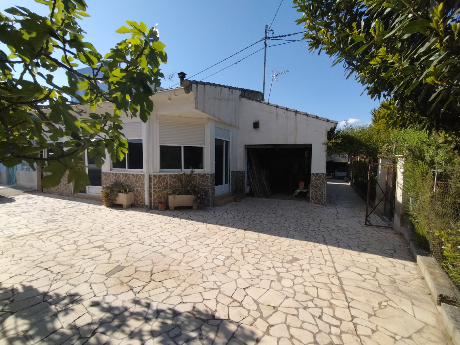 3 Bed, 1 Bath, HouseFor Sale, Elda, Alicante