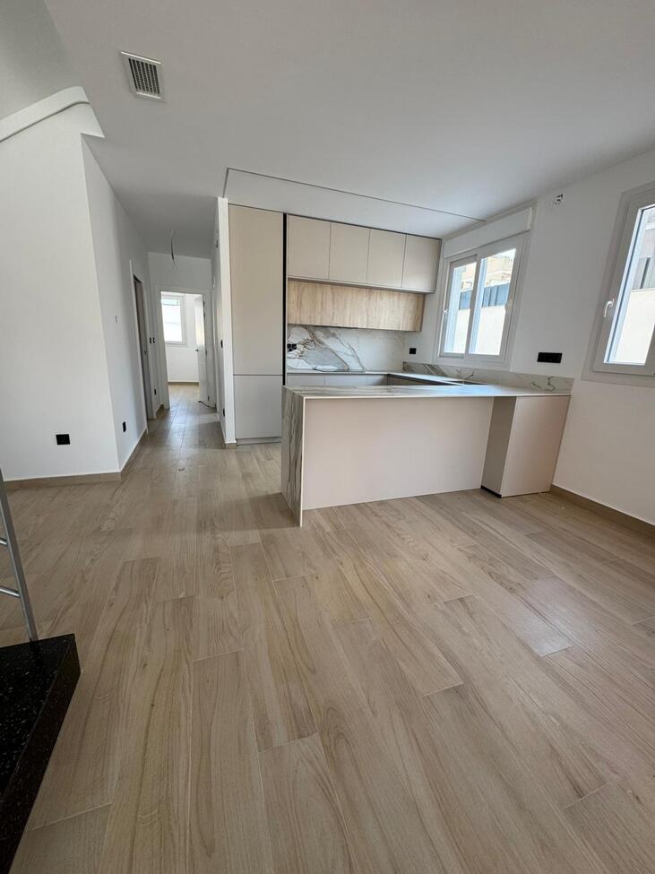 3 Bed, 2 Bath, HouseFor Sale, Torrevieja, Alicante