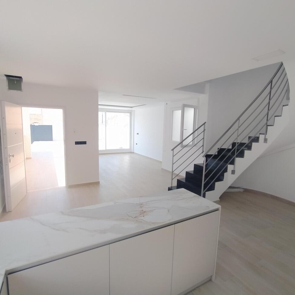 3 Bed, 2 Bath, HouseFor Sale, Torrevieja, Alicante