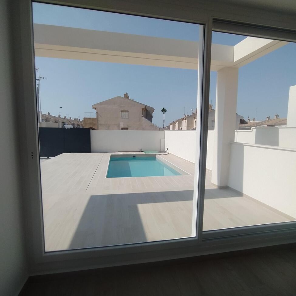 3 Bed, 2 Bath, HouseFor Sale, Torrevieja, Alicante