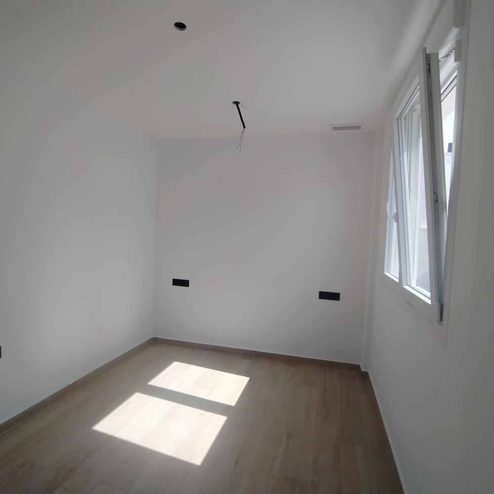 3 Bed, 2 Bath, HouseFor Sale, Torrevieja, Alicante