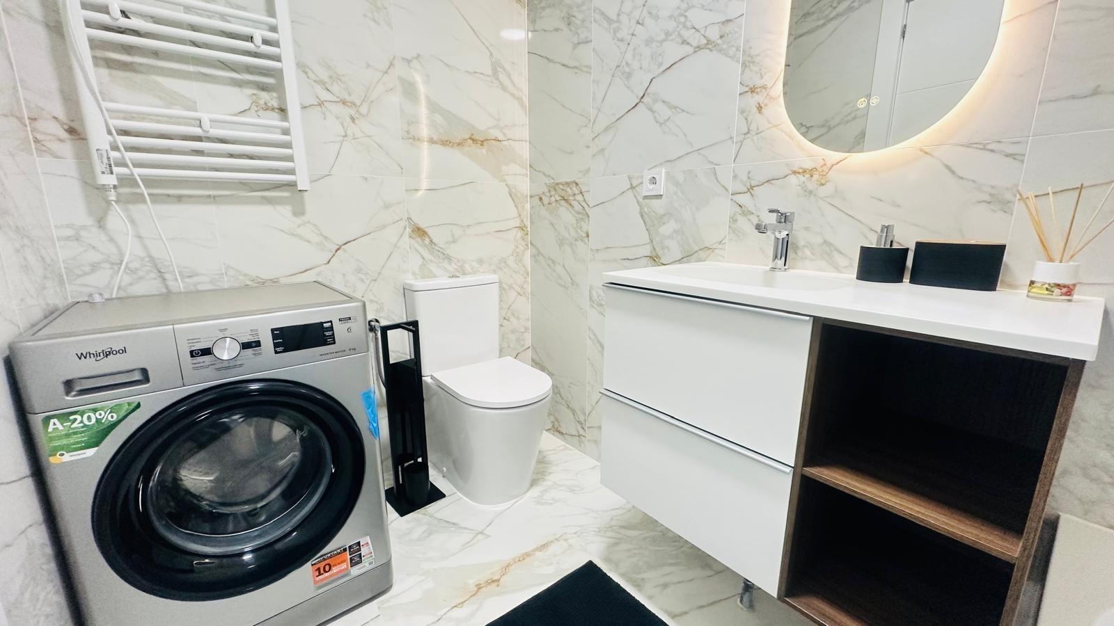 3 Bed, 2 Bath, ApartmentFor Sale, Torrevieja, Alicante