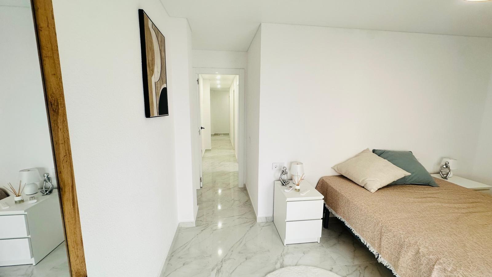 3 Bed, 2 Bath, ApartmentFor Sale, Torrevieja, Alicante