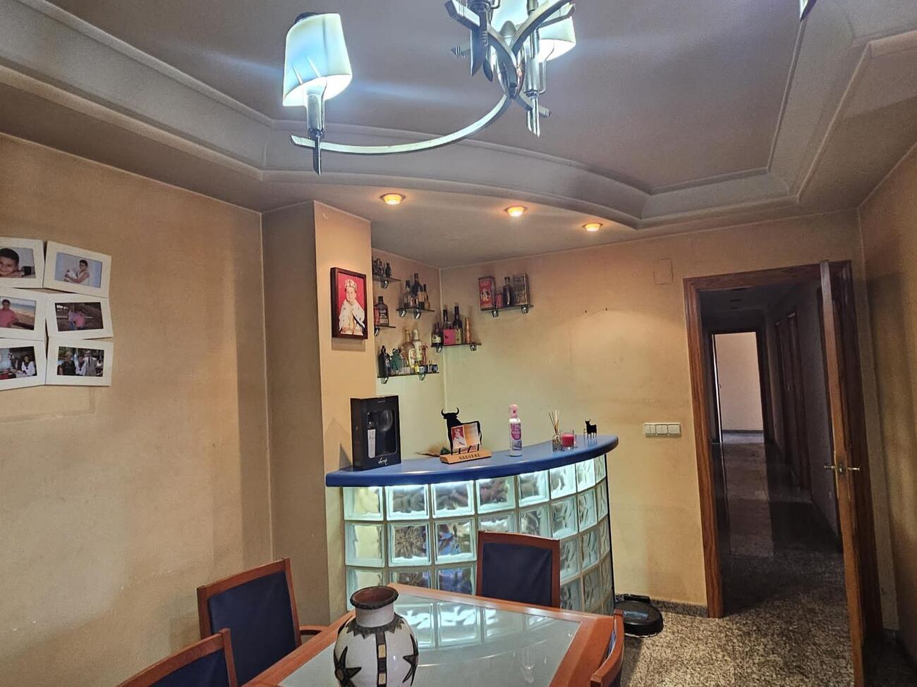 4 Bed, 2 Bath, ApartmentFor Sale, Torrevieja, Alicante