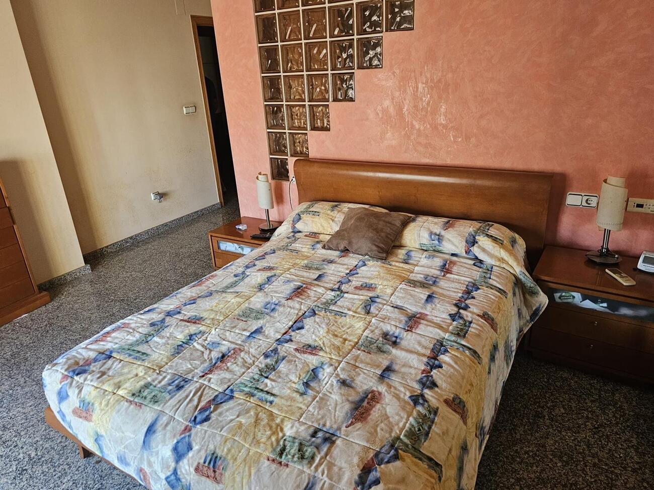 4 Bed, 2 Bath, ApartmentFor Sale, Torrevieja, Alicante