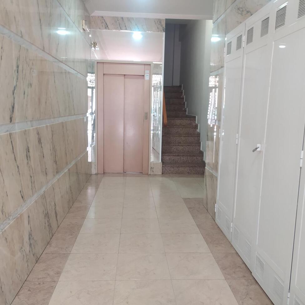 4 Bed, 2 Bath, ApartmentFor Sale, Torrevieja, Alicante