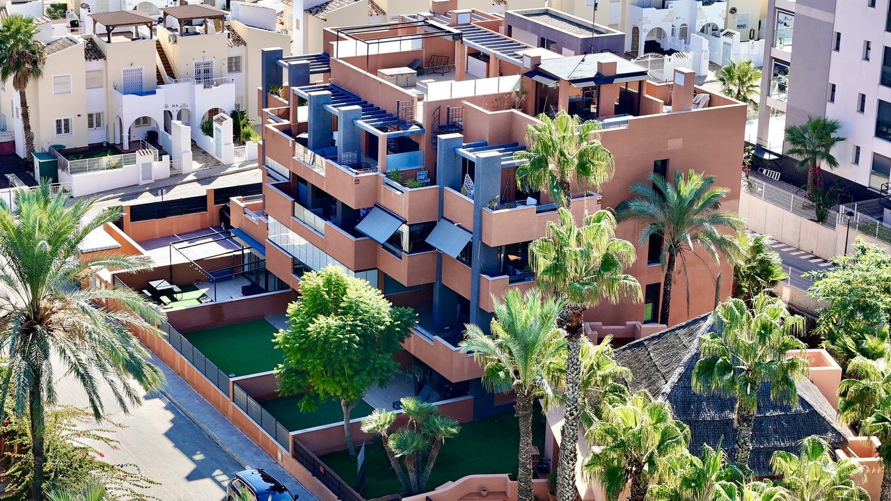 2 Bed, 2 Bath, ApartmentFor Sale, Villamartin, Alicante