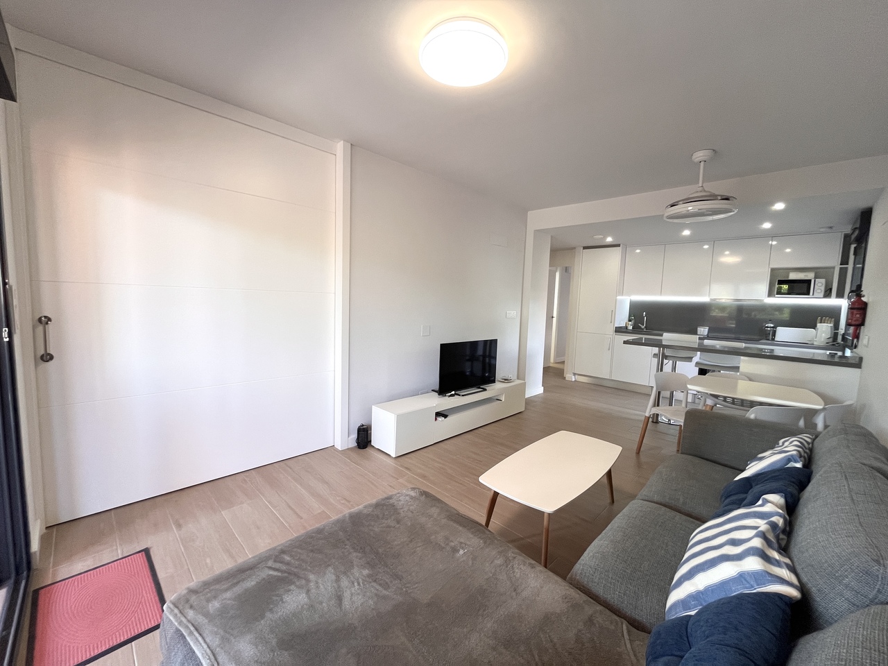 2 Bed, 2 Bath, ApartmentFor Sale, Villamartin, Alicante