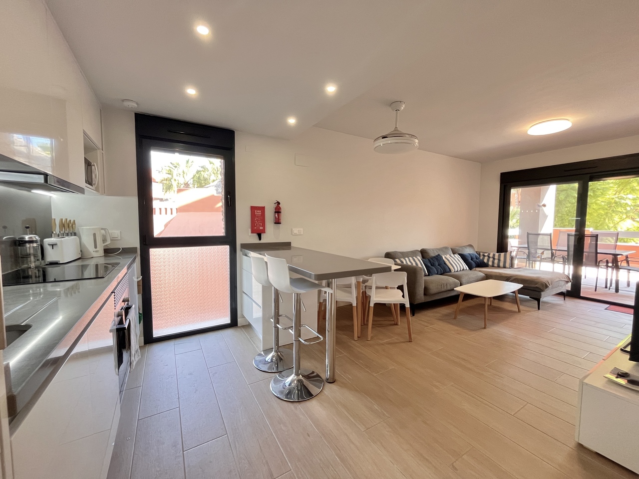 2 Bed, 2 Bath, ApartmentFor Sale, Villamartin, Alicante