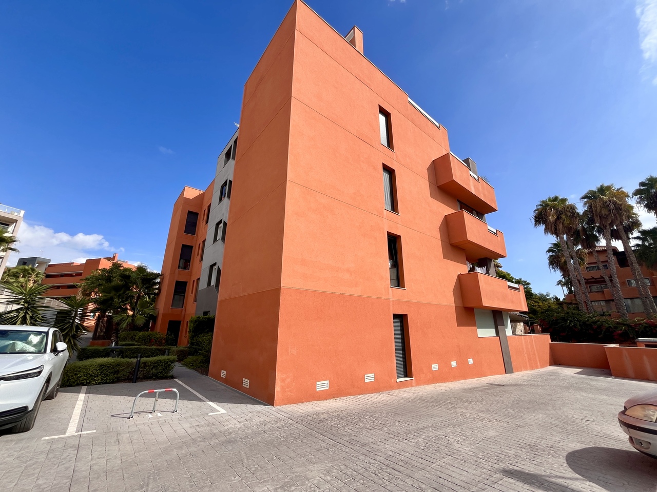 2 Bed, 2 Bath, ApartmentFor Sale, Villamartin, Alicante