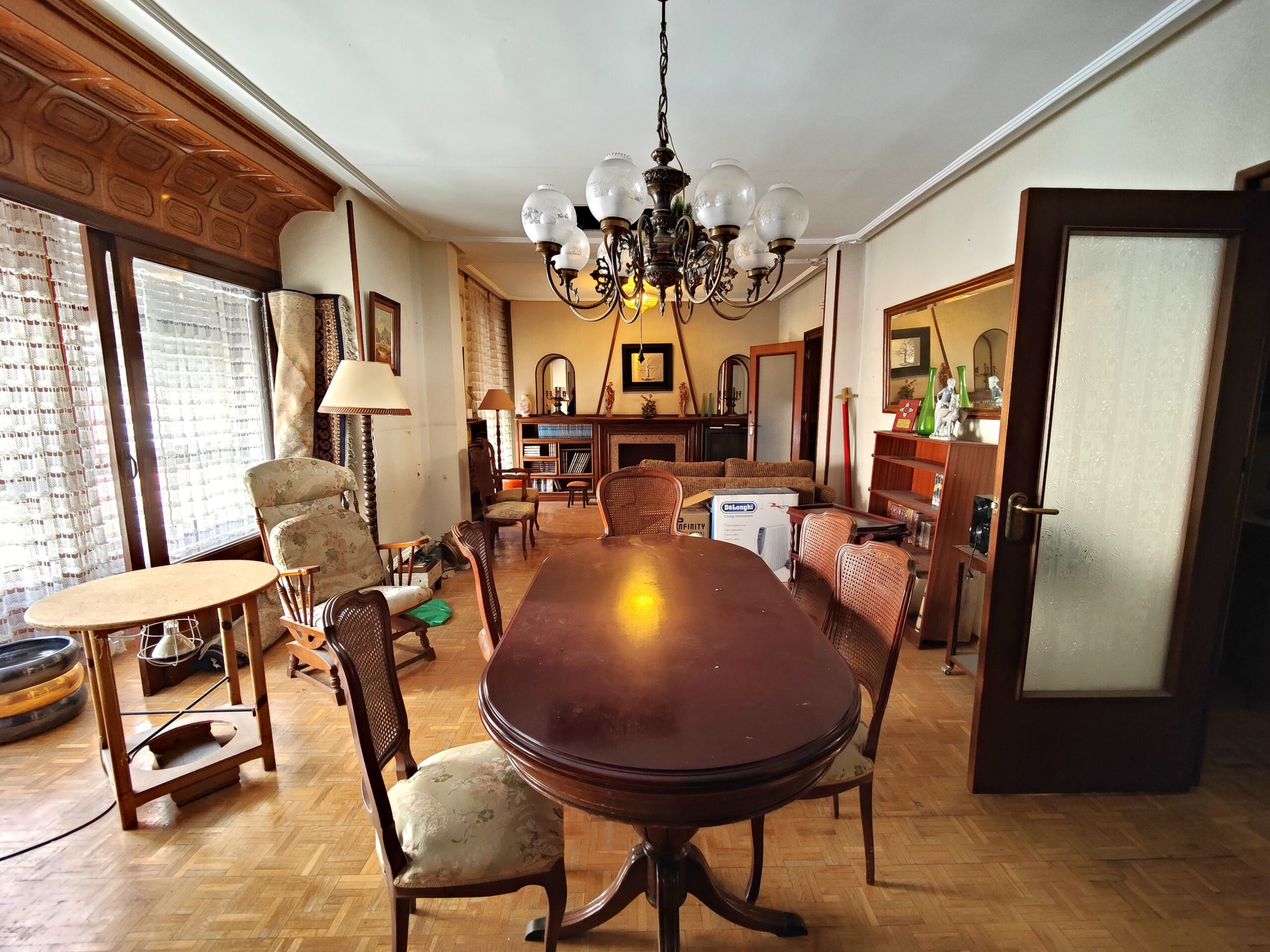 5 Bed, 2 Bath, ApartmentFor Sale, Torrevieja, Alicante