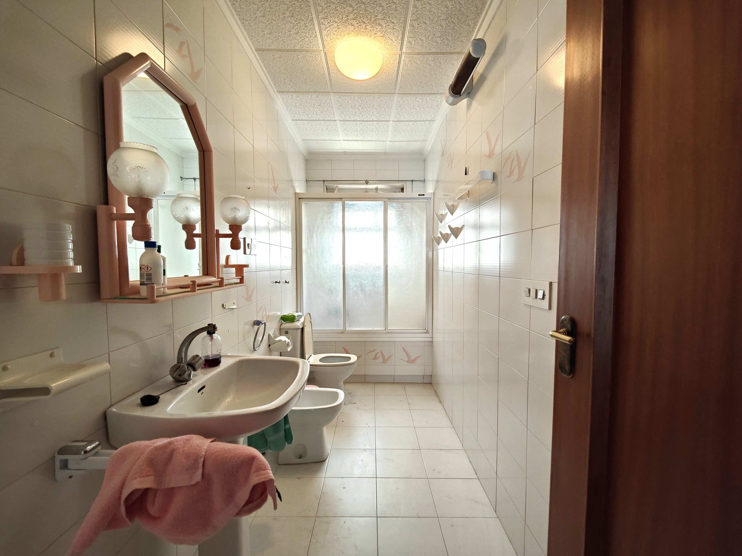 5 Bed, 2 Bath, ApartmentFor Sale, Torrevieja, Alicante