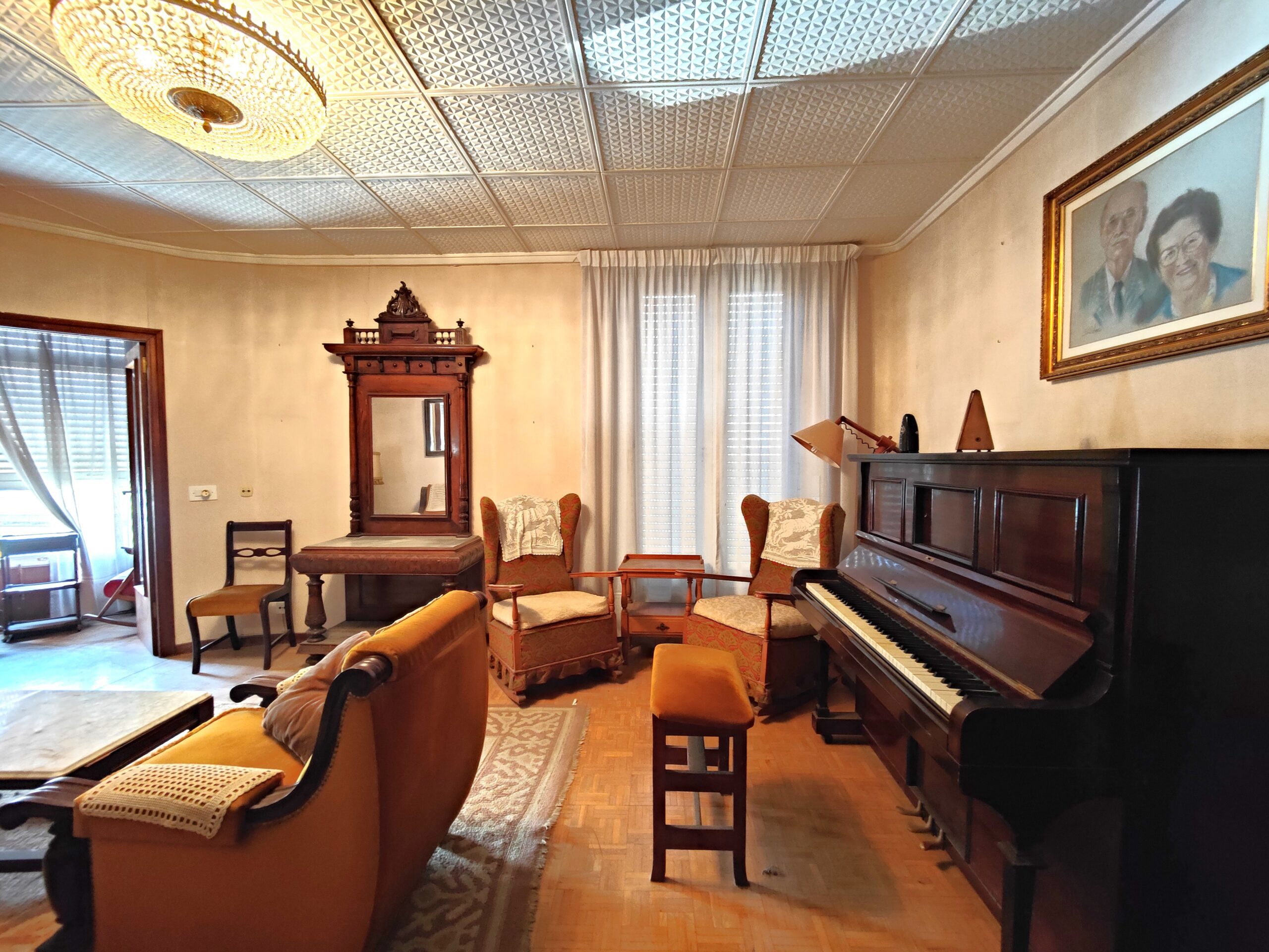 5 Bed, 2 Bath, ApartmentFor Sale, Torrevieja, Alicante