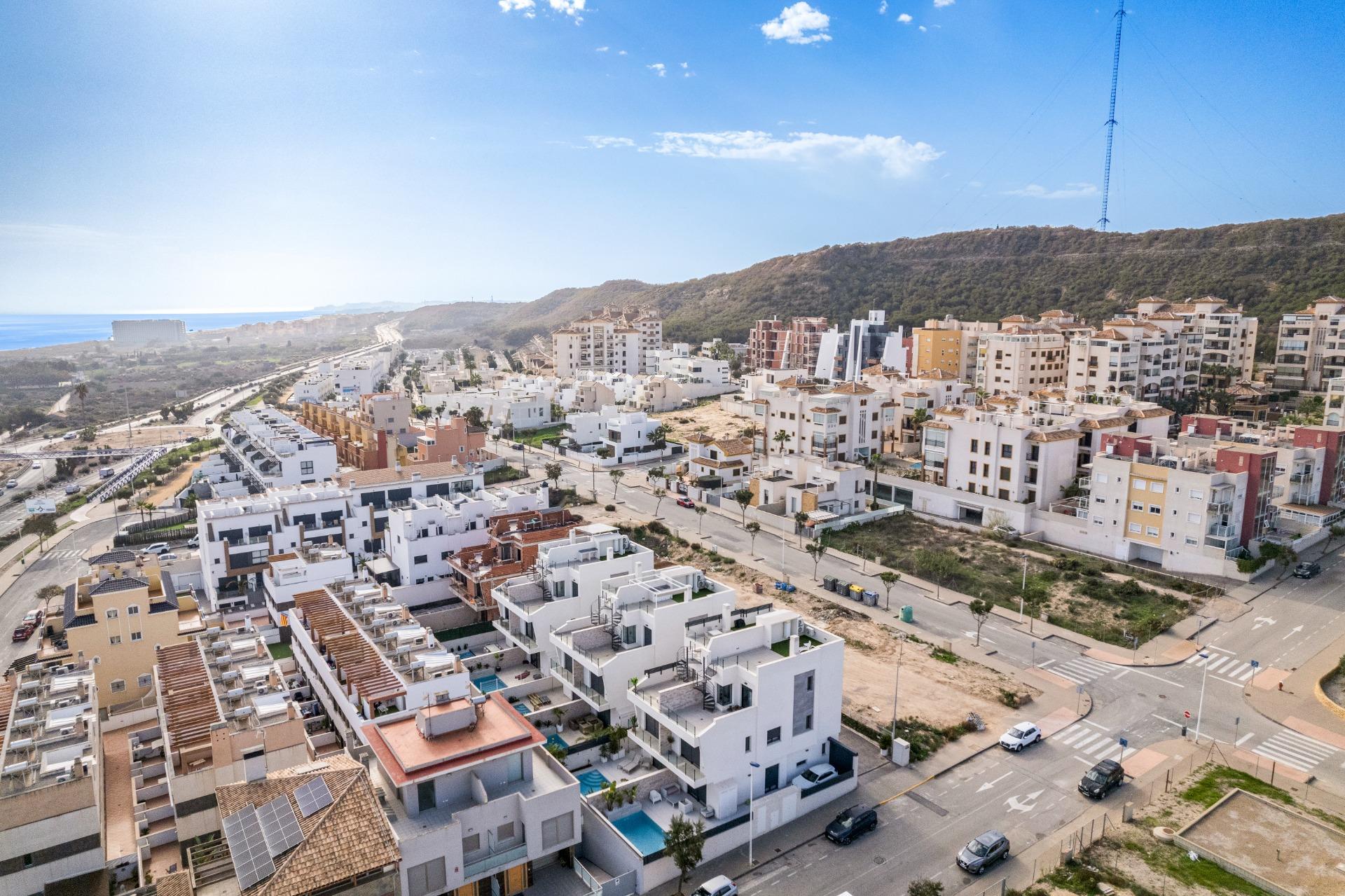 4 Bed, 4 Bath, HouseFor Sale, Guardamar Del Segura, Alicante