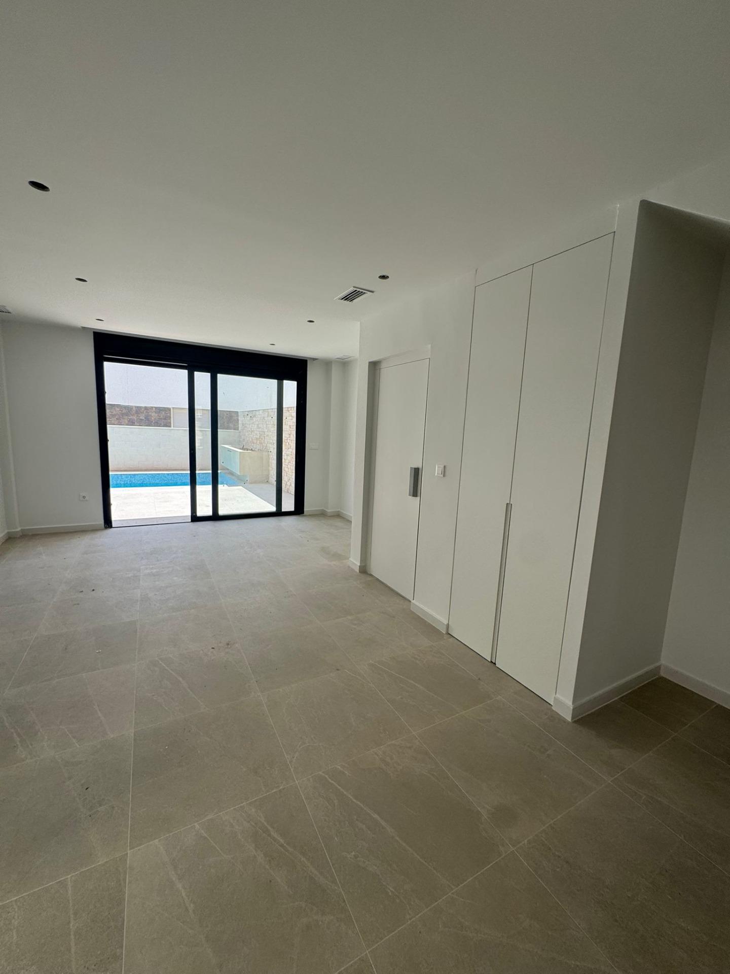 4 Bed, 4 Bath, HouseFor Sale, Guardamar Del Segura, Alicante