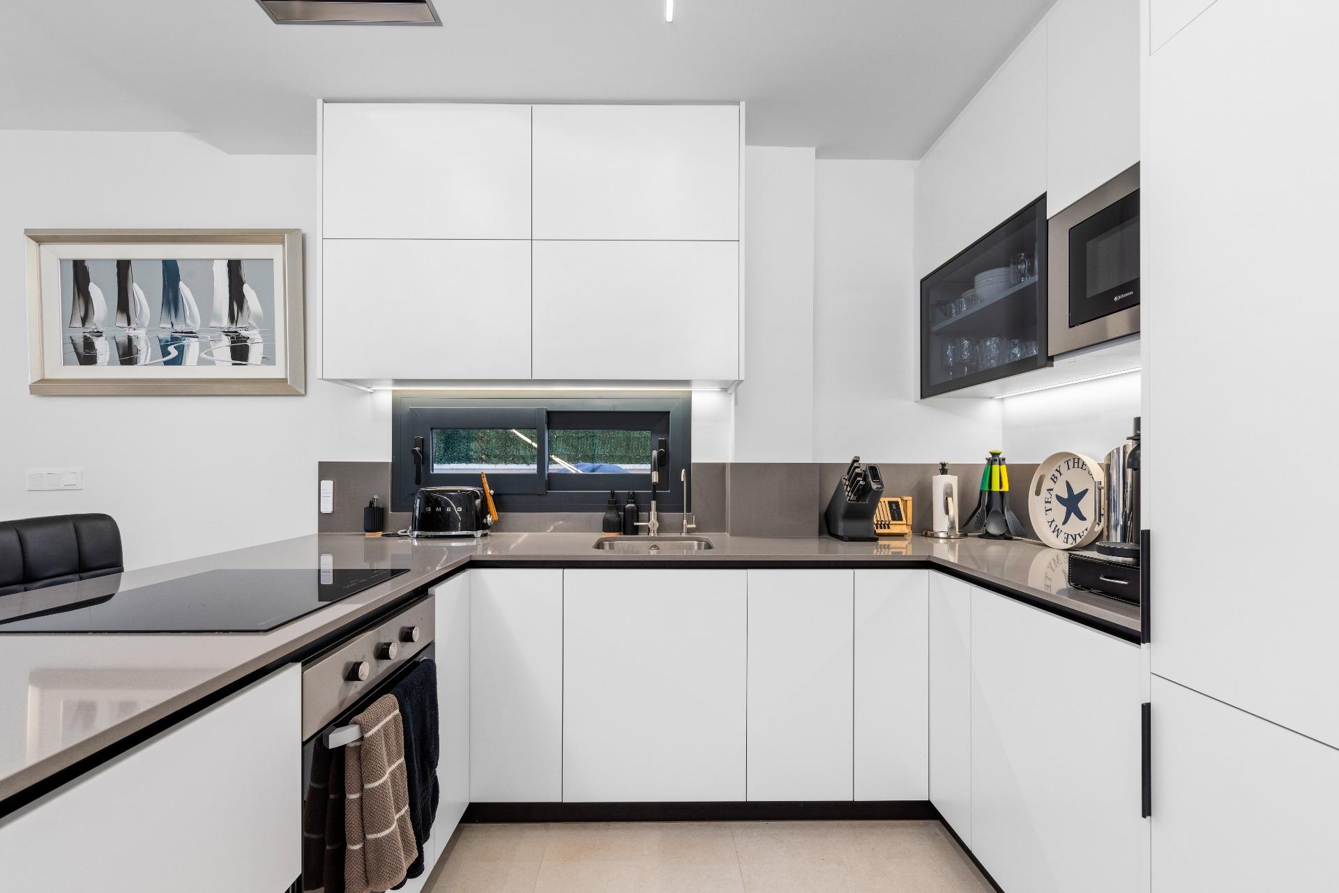 4 Bed, 4 Bath, HouseFor Sale, Guardamar Del Segura, Alicante