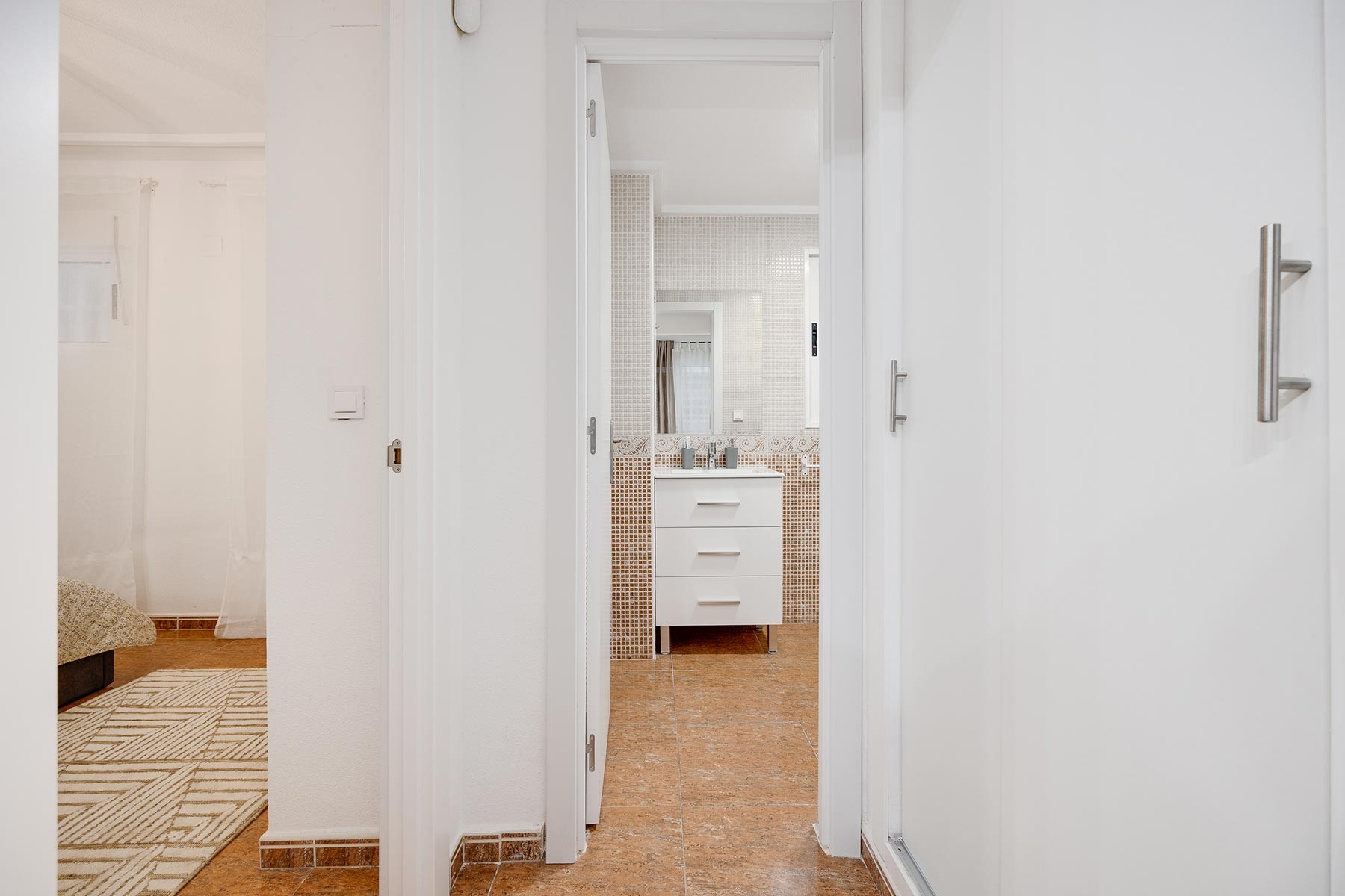 1 Bed, 1 Bath, ApartmentFor Sale, Torrevieja, Alicante