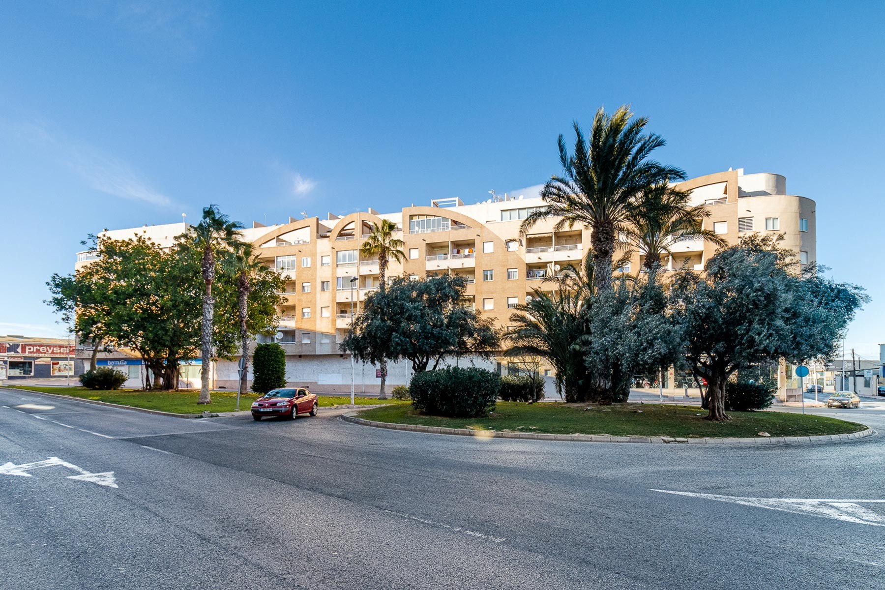 1 Bed, 1 Bath, ApartmentFor Sale, Torrevieja, Alicante
