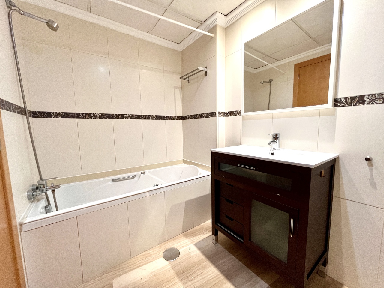 4 Bed, 2 Bath, ApartmentFor Sale, Santa Pola, Alicante 4 Bed, 2 Bath, ApartmentFor Sale, Santa Pola, Alicante
