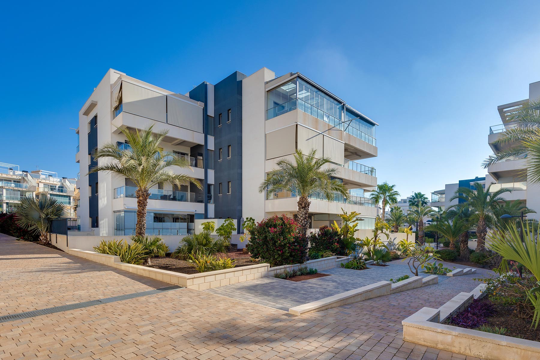 2 Bed, 2 Bath, ApartmentFor Sale, Orihuela Costa, Alicante 2 Bed, 2 Bath, ApartmentFor Sale, Orihuela Costa, Alicante