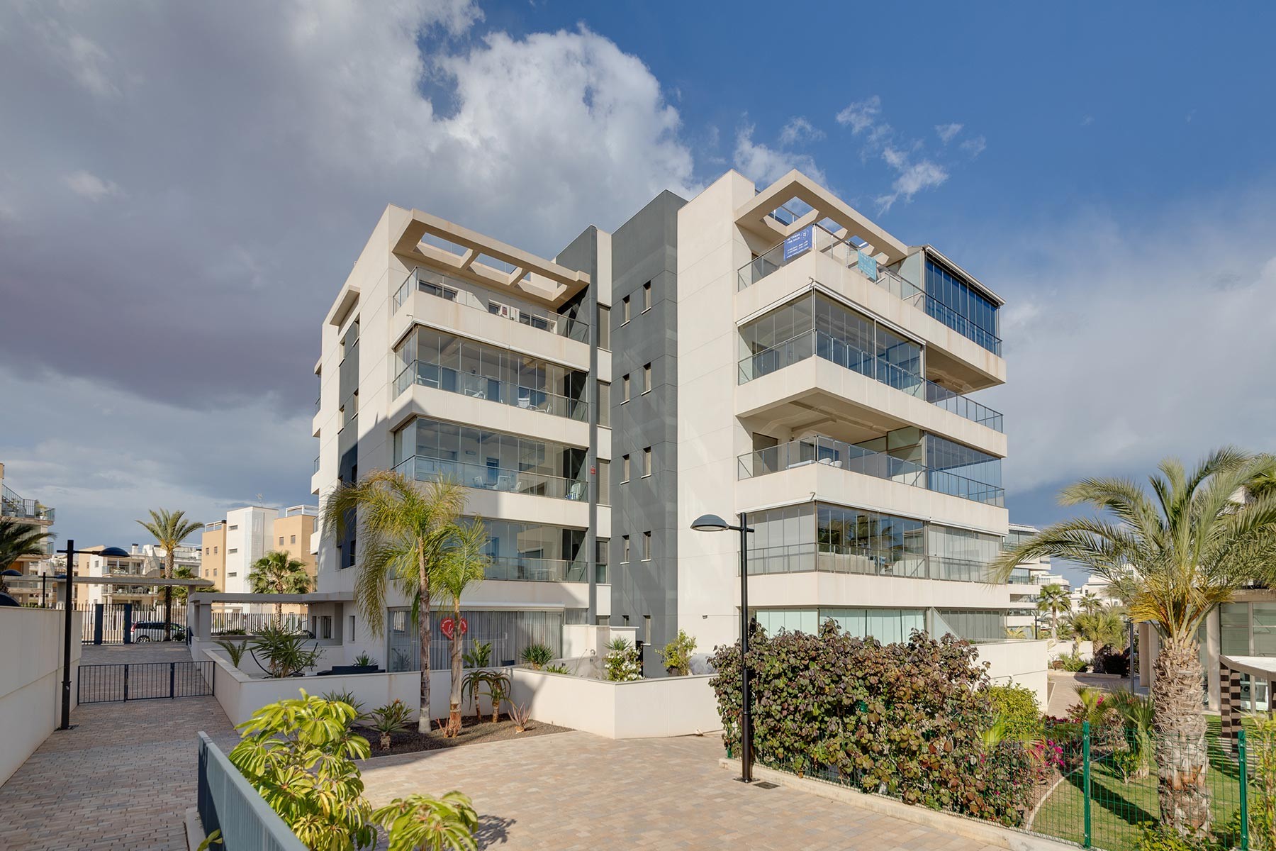 2 Bed, 2 Bath, ApartmentFor Sale, Orihuela Costa, Alicante 2 Bed, 2 Bath, ApartmentFor Sale, Orihuela Costa, Alicante
