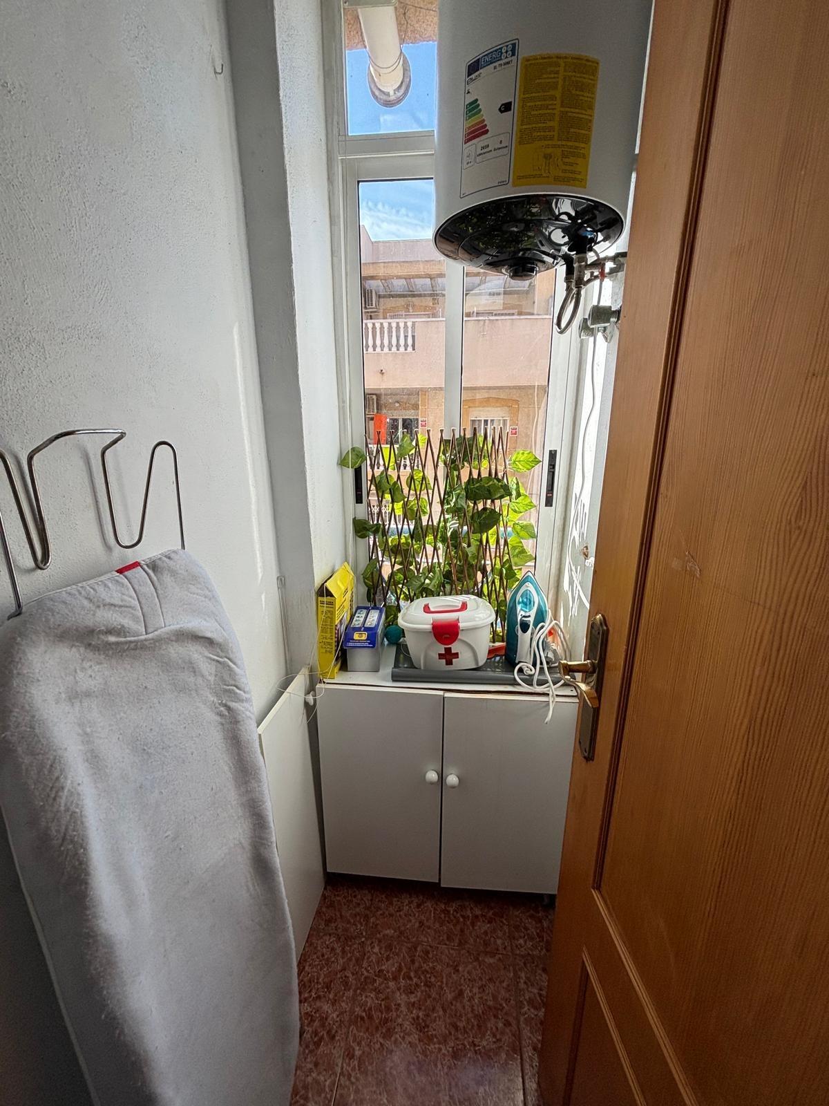 3 Bed, 1 Bath, ApartmentFor Sale, Torrevieja, Alicante 3 Bed, 1 Bath, ApartmentFor Sale, Torrevieja, Alicante
