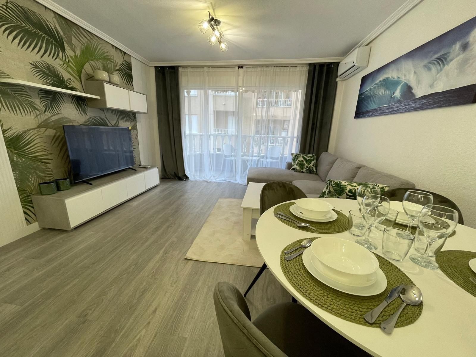 2 Bed, 1 Bath, ApartmentFor Sale, Torrevieja, Alicante 2 Bed, 1 Bath, ApartmentFor Sale, Torrevieja, Alicante