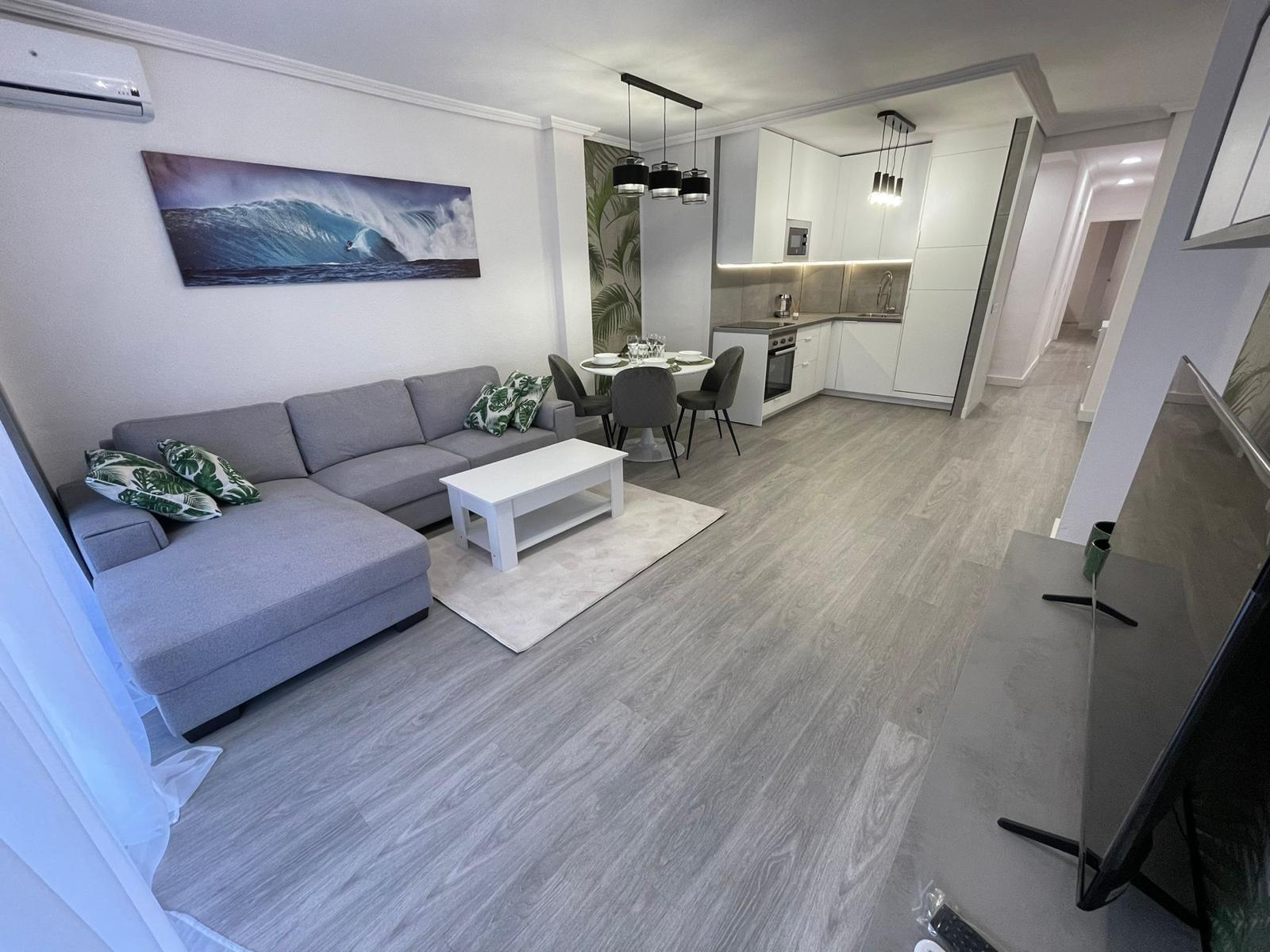 2 Bed, 1 Bath, ApartmentFor Sale, Torrevieja, Alicante 2 Bed, 1 Bath, ApartmentFor Sale, Torrevieja, Alicante