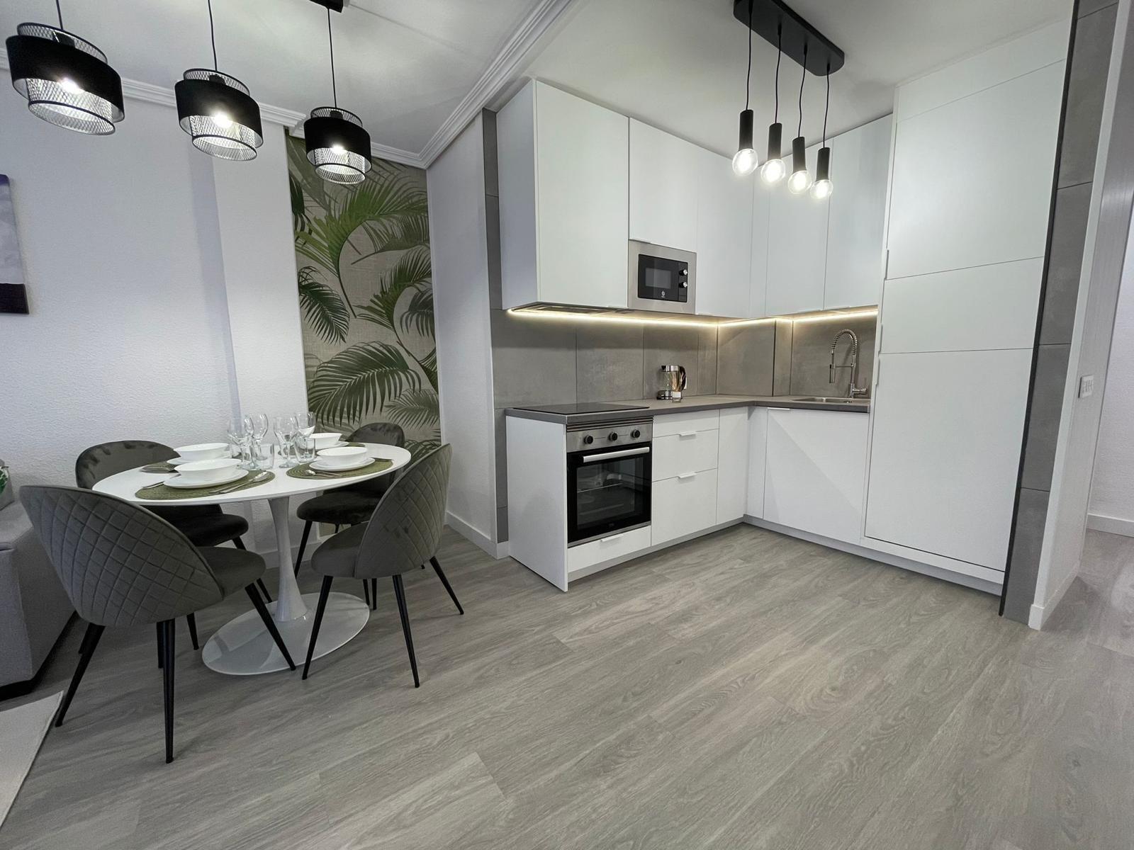 2 Bed, 1 Bath, ApartmentFor Sale, Torrevieja, Alicante 2 Bed, 1 Bath, ApartmentFor Sale, Torrevieja, Alicante