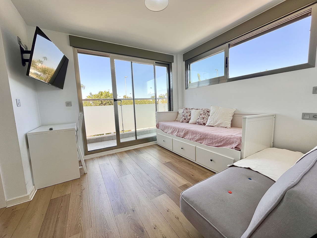 4 Bed, 4 Bath, HouseFor Sale, Torre De La Horadada, Alicante 4 Bed, 4 Bath, HouseFor Sale, Torre De La Horadada, Alicante