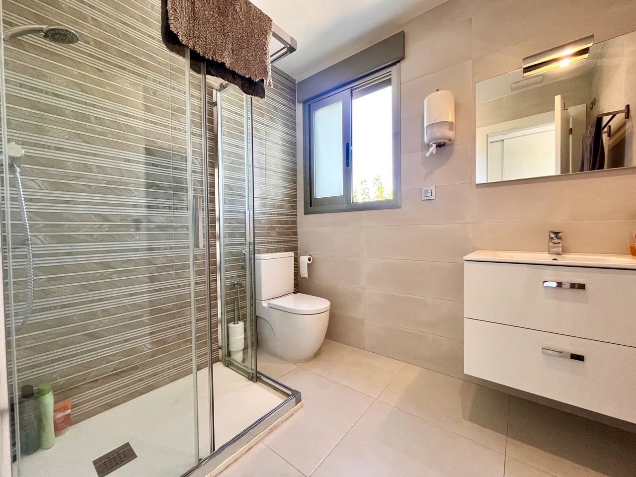 4 Bed, 4 Bath, HouseFor Sale, Torre De La Horadada, Alicante 4 Bed, 4 Bath, HouseFor Sale, Torre De La Horadada, Alicante
