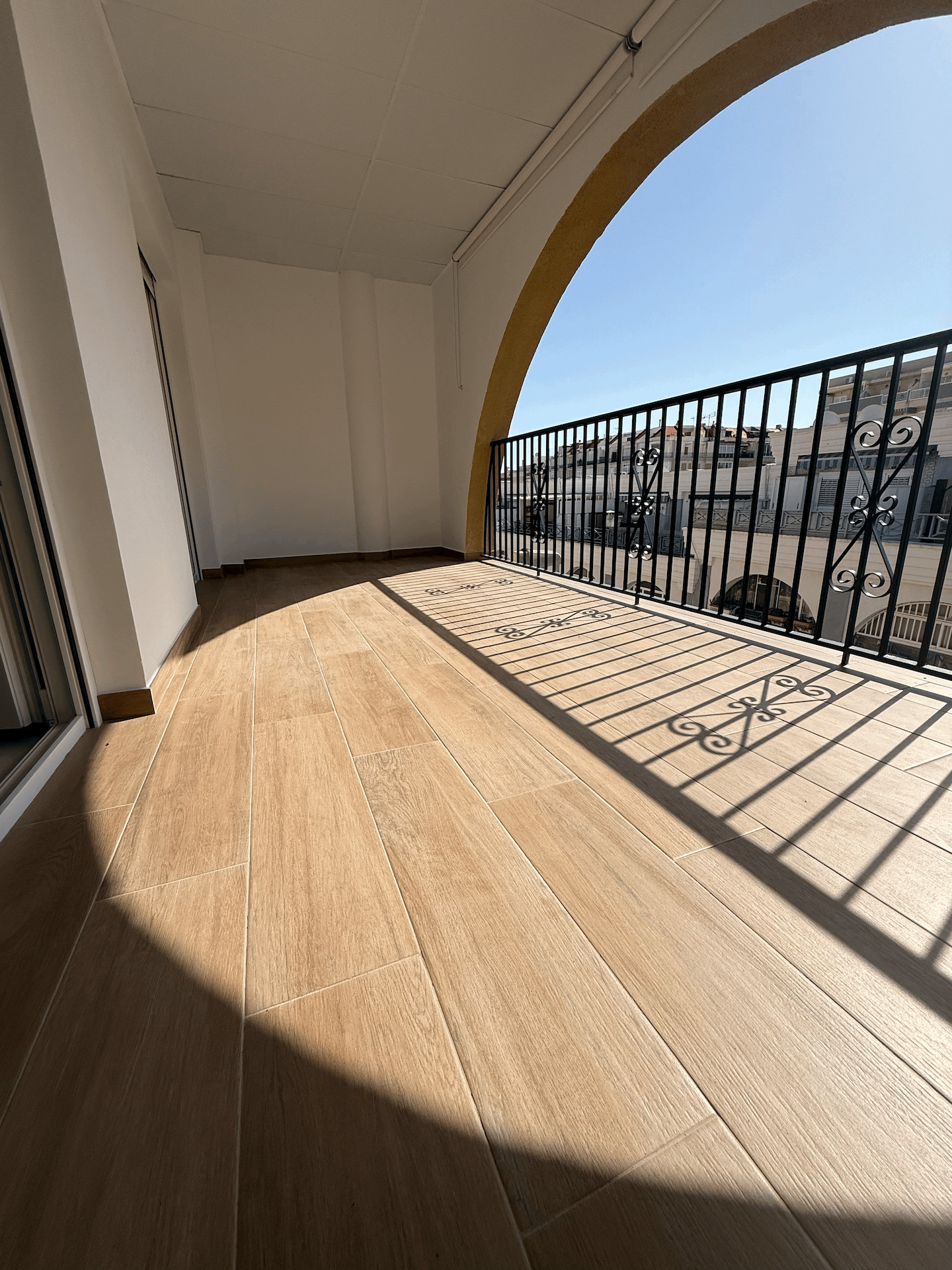 2 Bed, 1 Bath, ApartmentFor Sale, Torrevieja, Alicante