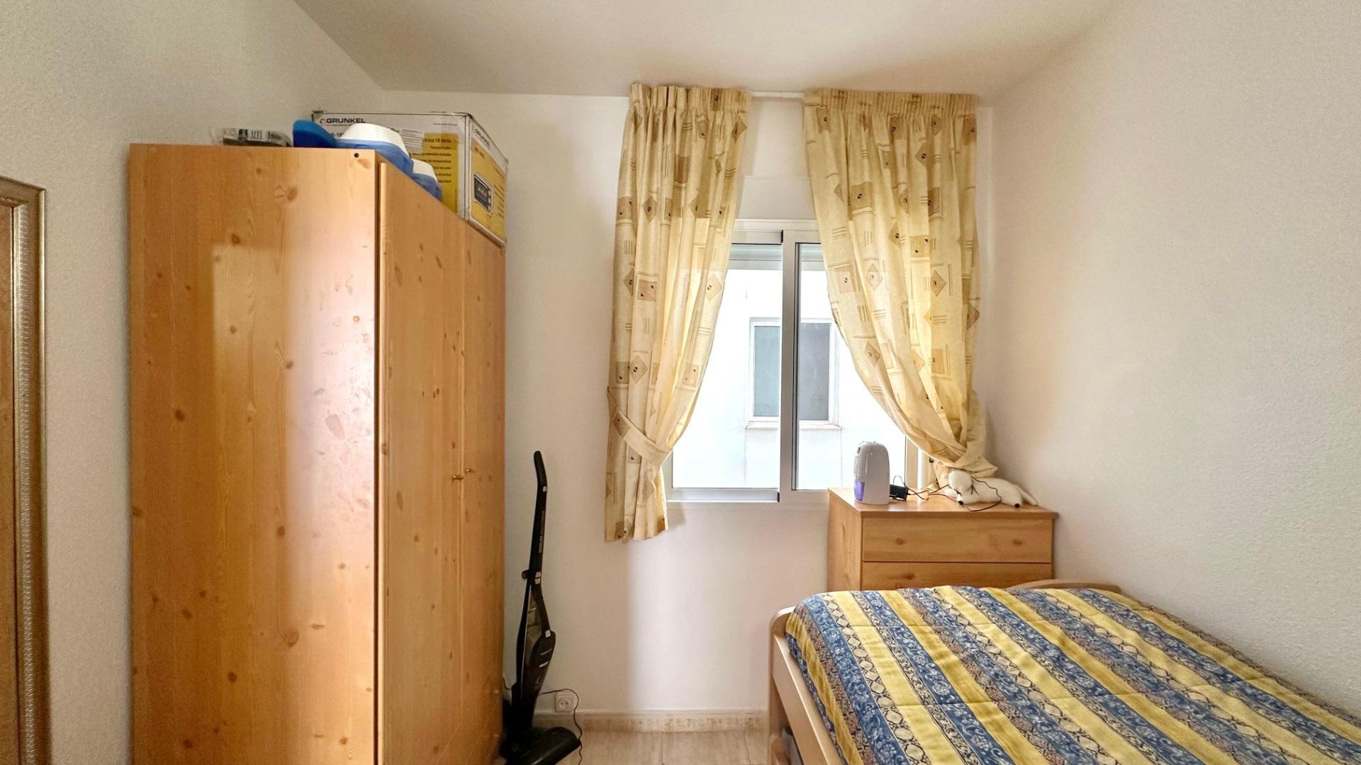 2 Bed, 1 Bath, ApartmentFor Sale, Torrevieja, Alicante