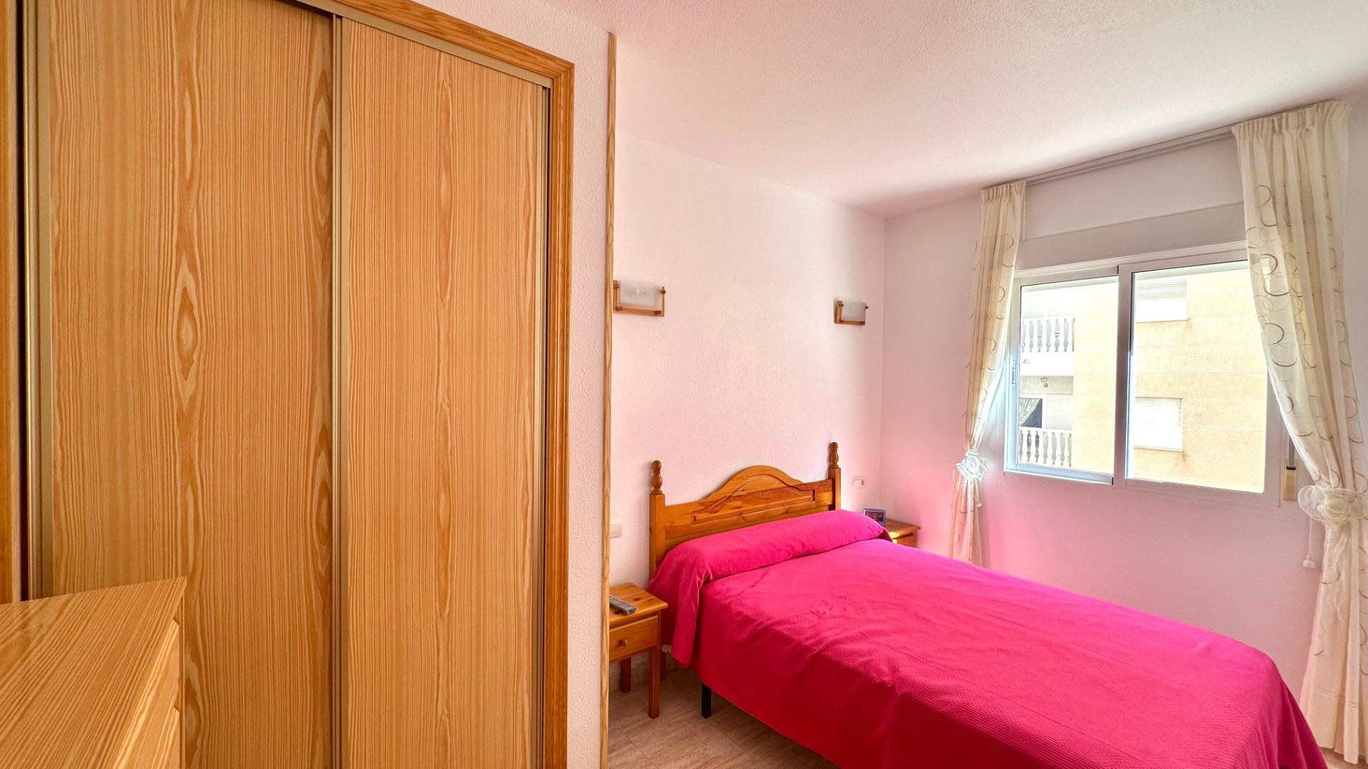 2 Bed, 1 Bath, ApartmentFor Sale, Torrevieja, Alicante