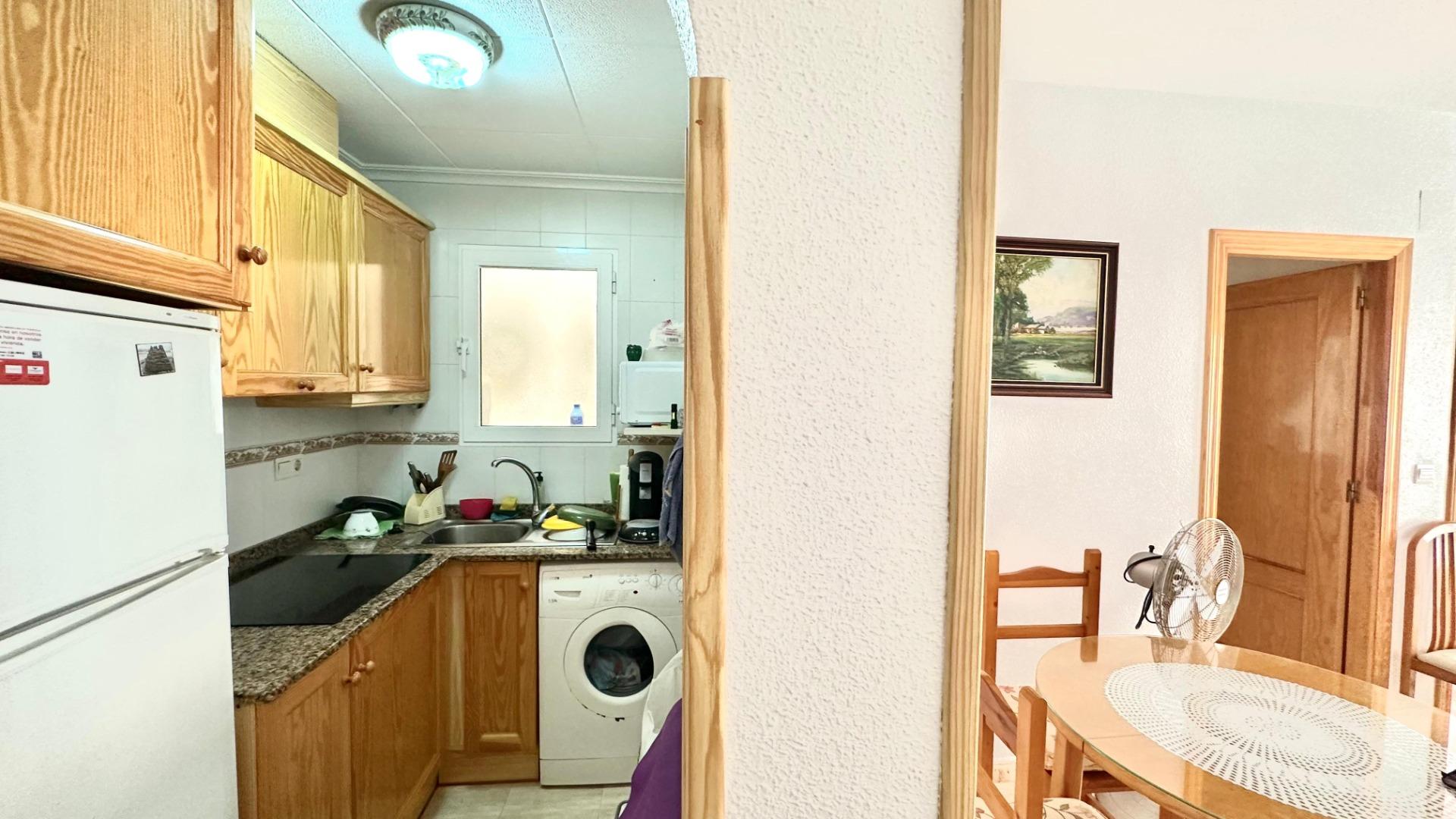 2 Bed, 1 Bath, ApartmentFor Sale, Torrevieja, Alicante