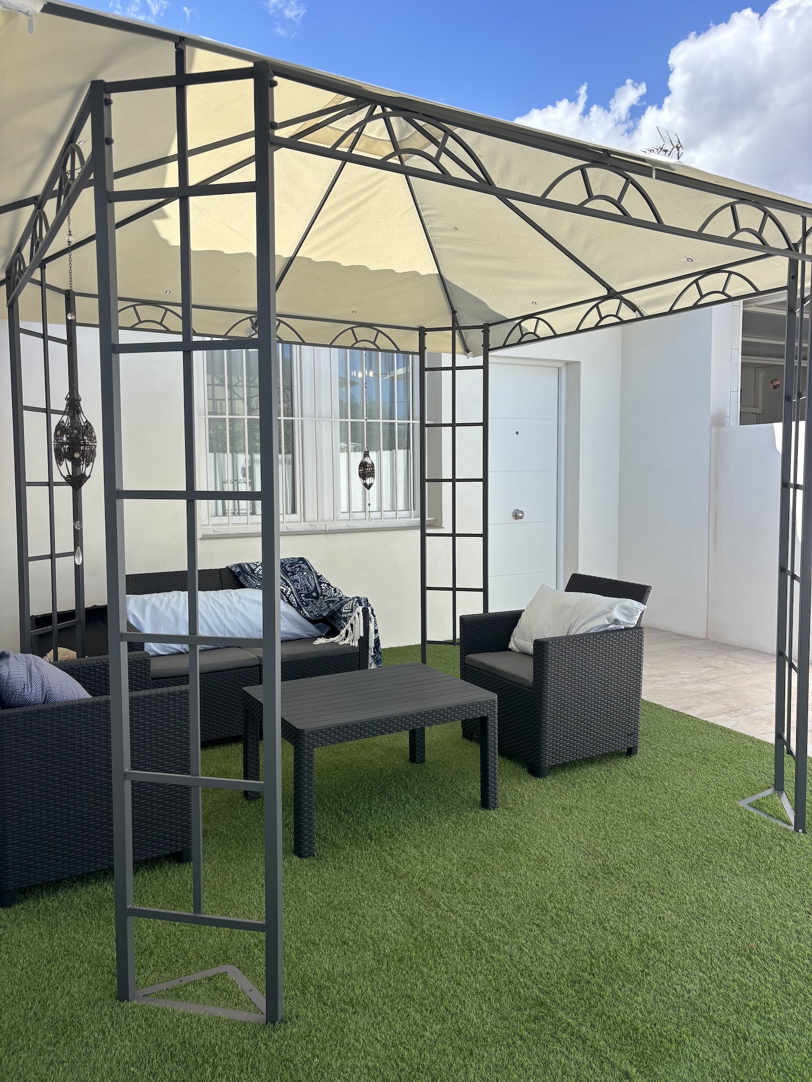 2 Bed, 1 Bath, HouseFor Sale, Torrevieja, Alicante