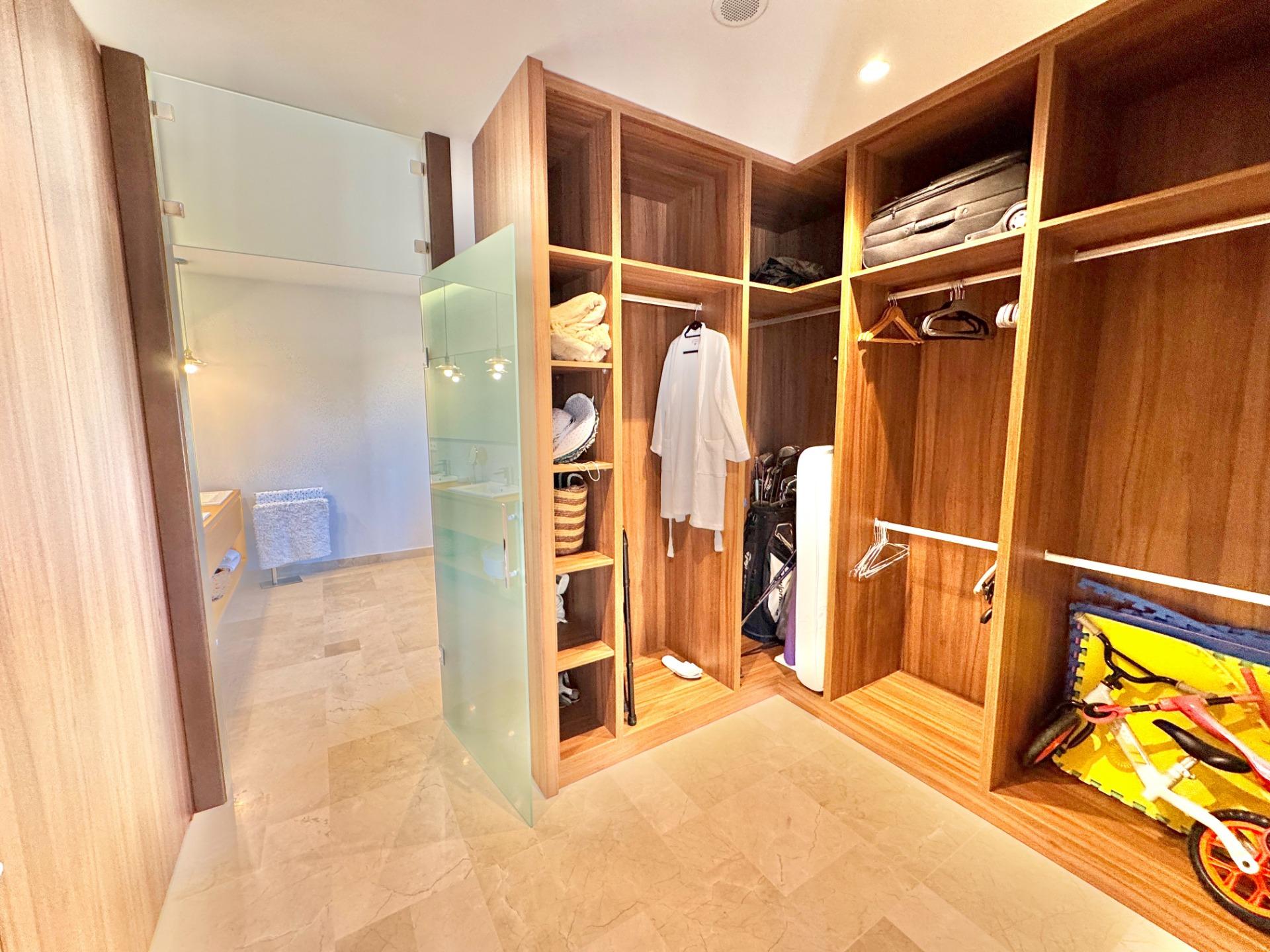 4 Bed, 3 Bath, HouseFor Sale, Dolores, Alicante