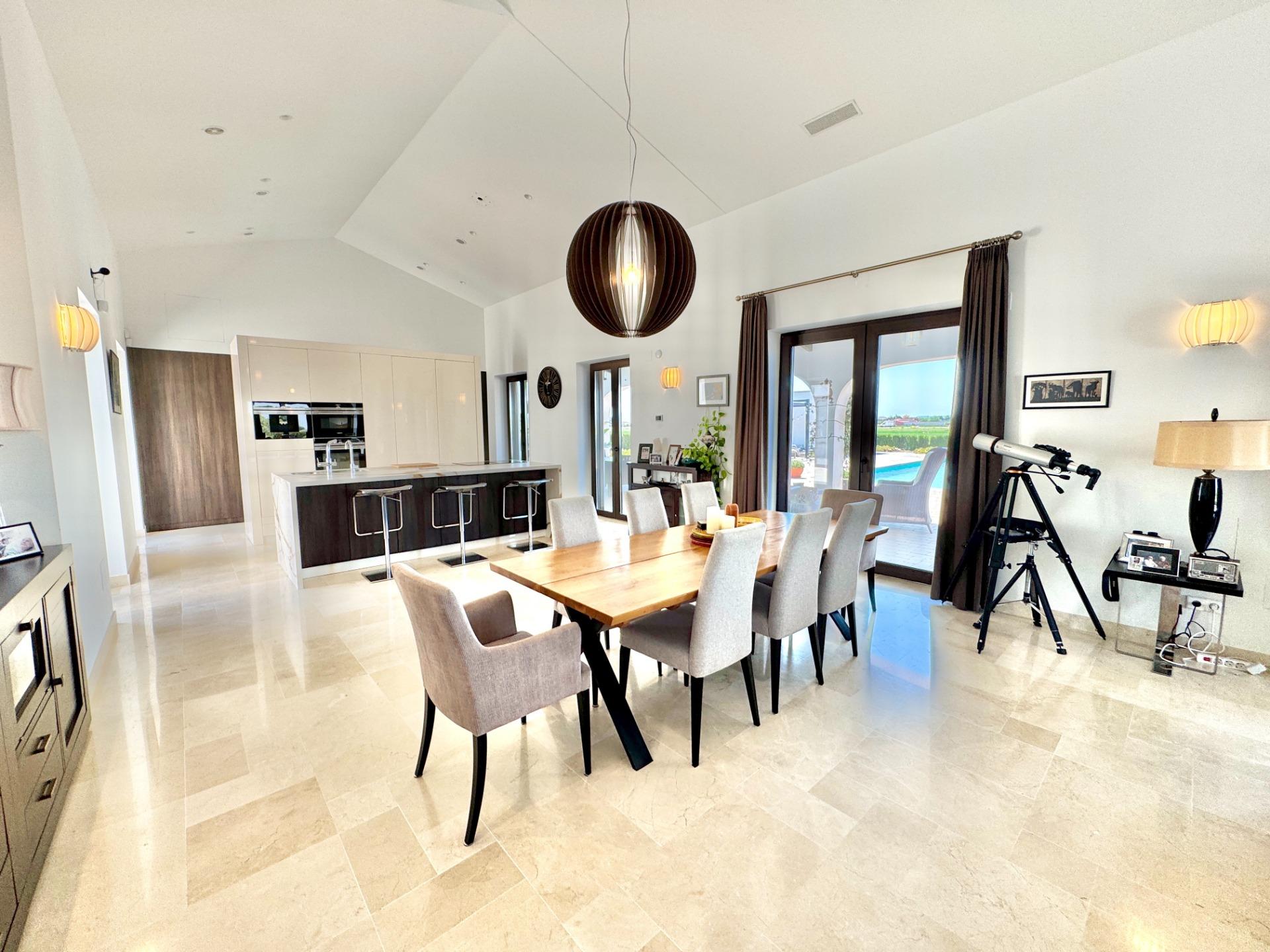 4 Bed, 3 Bath, HouseFor Sale, Dolores, Alicante