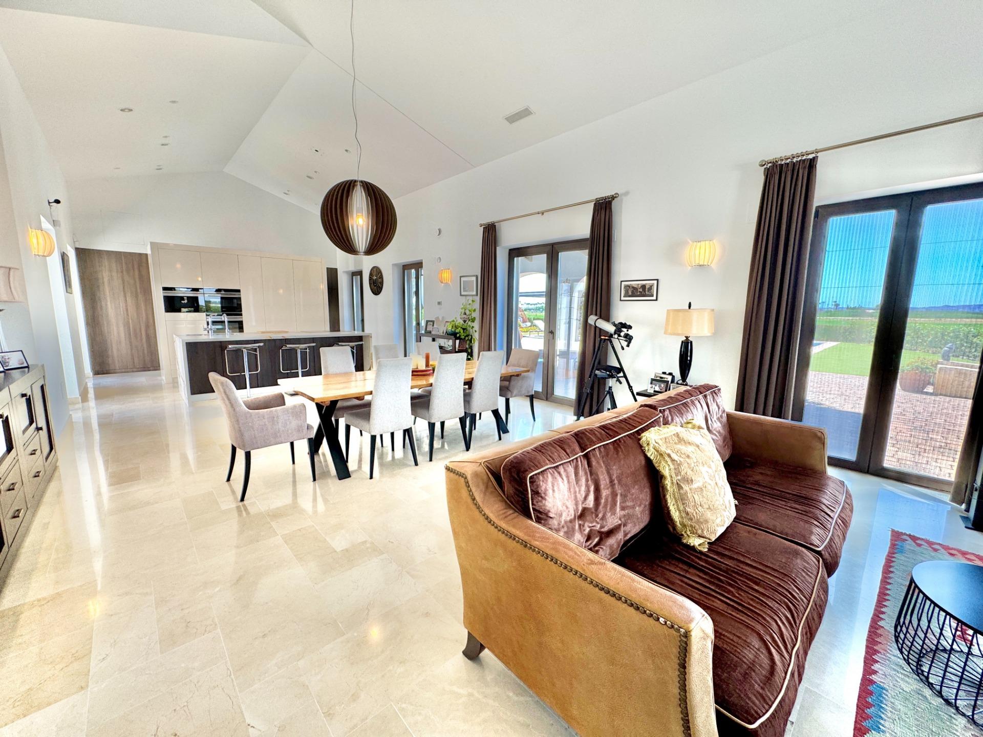 4 Bed, 3 Bath, HouseFor Sale, Dolores, Alicante