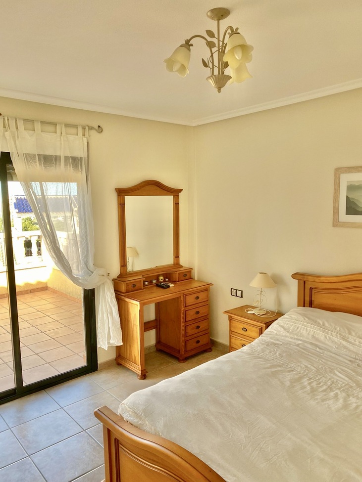 3 Bed, 2 Bath, HouseFor Sale, Villamartin, Alicante