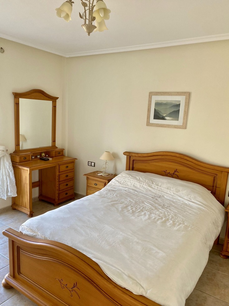 3 Bed, 2 Bath, HouseFor Sale, Villamartin, Alicante