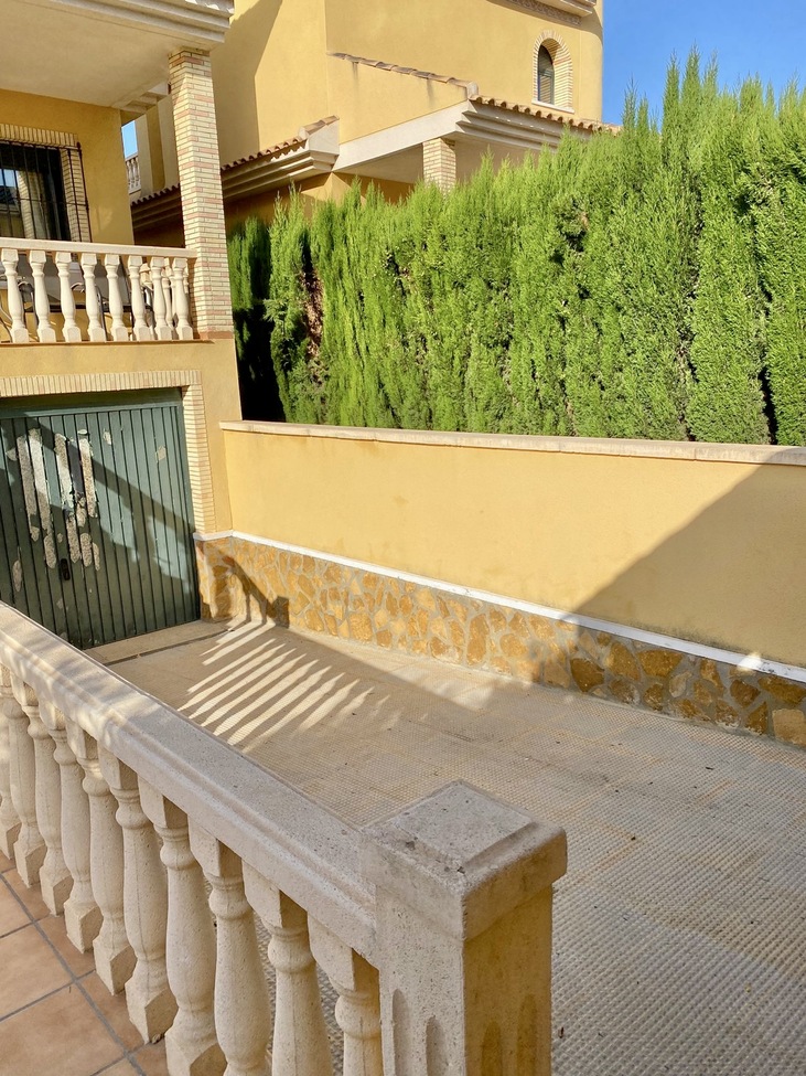 3 Bed, 2 Bath, HouseFor Sale, Villamartin, Alicante