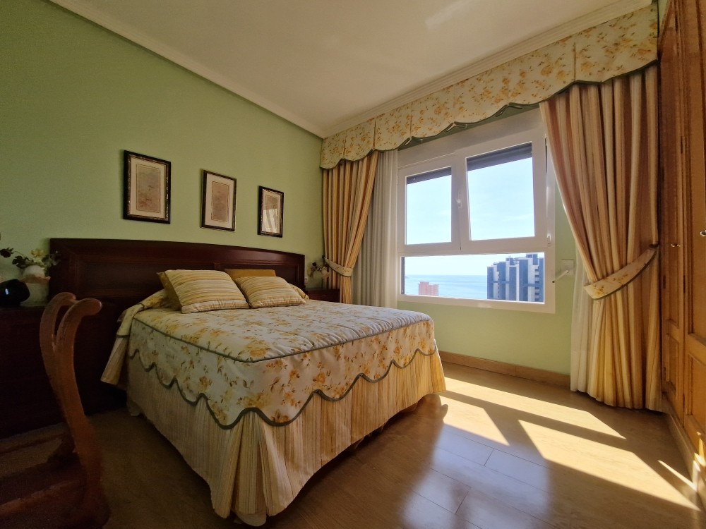 4 Bed, 3 Bath, ApartmentFor Sale, Benidorm, Alicante 4 Bed, 3 Bath, ApartmentFor Sale, Benidorm, Alicante